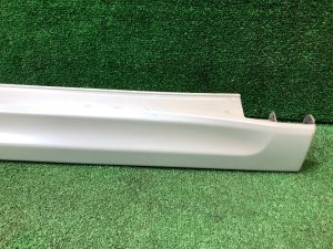 Right sill SUBARU LEGACY OEM 96051AJ020WU BR9 BRG BRM 2011 White Pearl 37J