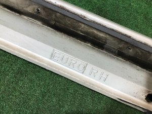 Right sill SUBARU LEGACY OEM 96051AJ020WU BR9 BRG BRM 2011 White Pearl 37J