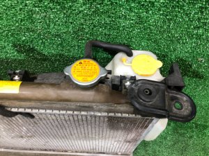 Радиатор двигателя SUBARU LEGACY OEM 45119AJ030 BR9 BRG BRM 2011 EJ255