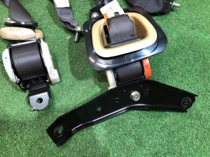 เข็มขัดนิรภัยด้านหลัง SUBARU LEGACY OEM 64660AJ120VH, 64680AJ130VH, 64660AJ130VH BR9 BRG BRM 2011 White Pearl 37J