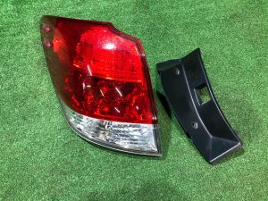ไฟท้ายซ้าย 84912AJ100 SUBARU LEGACY