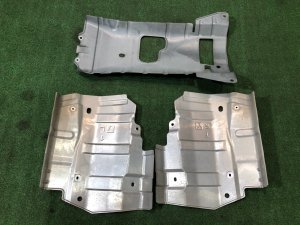แผ่นกันความร้อนท่อไอเสีย 59024YC010, 59024YC000 SUBARU LEGACY