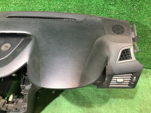 仪表台 SUBARU LEGACY OEM 66050AJ000 BR9 BRG BRM 2011 White Pearl 37J