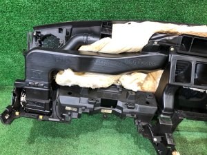 仪表台 SUBARU LEGACY OEM 66050AJ000 BR9 BRG BRM 2011 White Pearl 37J