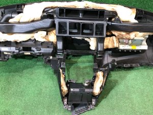 仪表台 SUBARU LEGACY OEM 66050AJ000 BR9 BRG BRM 2011 White Pearl 37J