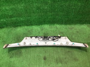 Tailgate trim SUBARU LEGACY OEM 91119AJ080WU BR9 2011 White Pearl 37J