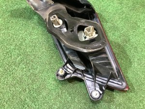 バックドアテールランプ левый SUBARU LEGACY OEM 84912AJ240 BR9 2011
