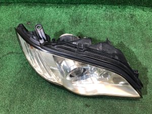 Farol direito SUBARU LEGACY OEM 84001AG340 BP5 2007