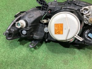 Farol direito SUBARU LEGACY OEM 84001AG340 BP5 2007