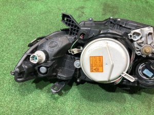 Farol direito SUBARU LEGACY OEM 84001AG340 BP5 2007