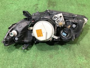 Farol direito SUBARU LEGACY OEM 84001AG340 BP5 2007
