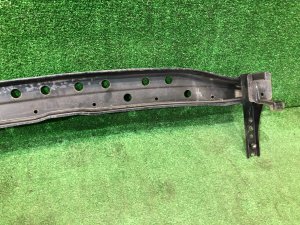 Refuerzo del parachoques trasero SUBARU LANCASTER OEM 57711AE040 BHE 2000 Beige 8L5
