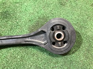 Apoio da caixa automática SUBARU WRX STI OEM 41040FE000 VAB 2015 EJ20Y MT6