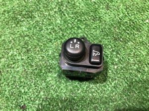 后视镜控制模块 DAIHATSU TANTO OEM 84820B2440 LA600S 2017 KF