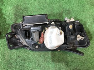 Headlights ксенон SUBARU LANCASTER OEM 84001AE281, 84001AE291 BHE 2000