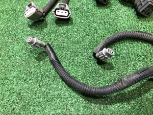 ปลั๊กไฟหน้า SUBARU LANCASTER OEM 84952AE020 BHE 2000