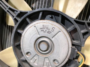 发动机水箱 SUBARU LANCASTER OEM 45111AE060, 45131AE010, 73310AE010 BHE 2000 EZ30