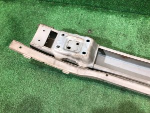 Reforço do para-choques dianteiro SUBARU LANCASTER OEM 57711AE150 BHE 2000