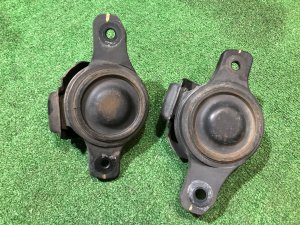 エンジンマウント 41022AG180, 41022AG190 SUBARU EXIGA
