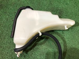 リザーバータンク TOYOTA LAND CRUISER 2015 OEM 16470-51030 J200