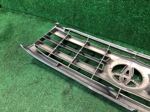 Radiator grille TOYOTA LAND CRUISER 100 OEM 53111-60340 J100