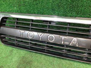 Radiator grille LAND CRUISER 80 до рест 1990-1994г TOYOTA LAND CRUISER OEM 53111-60060, 53111-60100 J80