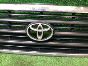 Rejilla del radiador до рест/1й рестайлинг 1998-2005г TOYOTA LAND CRUISER 100 OEM 53111-60350, 531016020 J100