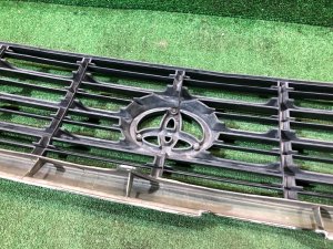 Rejilla del radiador до рест/1й рестайлинг 1998-2005г TOYOTA LAND CRUISER 100 OEM 53111-60350, 531016020 J100