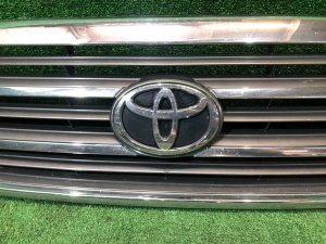 Решетка радиатора TLC Cygnus 1й рестайлинг 2002-2005г TOYOTA LAND CRUISER CYGNUS OEM 53111-60470 J100