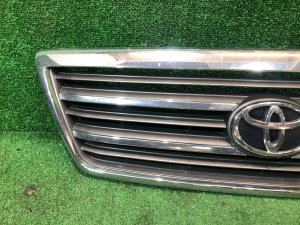 Решетка радиатора TLC Cygnus 1й рестайлинг 2002-2005г TOYOTA LAND CRUISER CYGNUS OEM 53111-60470 J100