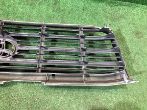 Rejilla del radiador TLC J100 до рест 1998-2002г TOYOTA LAND CRUISER 100 OEM 53111-60350 J100
