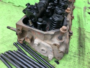 Right cylinder head с коромыслом! ISUZU GIGA OEM 1-11110-834-0 CXZ82K1D 2007 12PE1