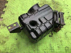 Throttle body с резонатором ISUZU GIGA OEM 1-14210-184-1, 1-14230-143-0, 1-14230-152-0 CXZ82K1D 2007 12PE1