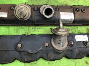 Клапанные крышки ISUZU GIGA OEM 1-11211-477-1, 1-11211-478-1 CXZ82K1D 2007