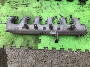 Colector de admisión ISUZU GIGA OEM 1-12211-536-0, 1-12211-535-0 CXZ82K1D 2007 12PE1