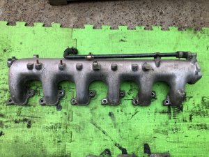 Colector de admisión ISUZU GIGA OEM 1-12211-536-0, 1-12211-535-0 CXZ82K1D 2007 12PE1