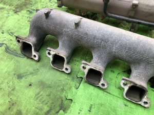 Colector de admisión ISUZU GIGA OEM 1-12211-536-0, 1-12211-535-0 CXZ82K1D 2007 12PE1