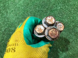 Tornillos del travesaño delantero SUBARU EXIGA OEM 901000304 YA5 2009