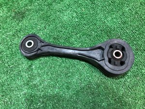 Soporte superior de la caja 41040FE000 SUBARU EXIGA