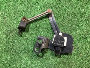 Sensor dianteiro de nivelamento dos faróis 84021AG000 SUBARU EXIGA